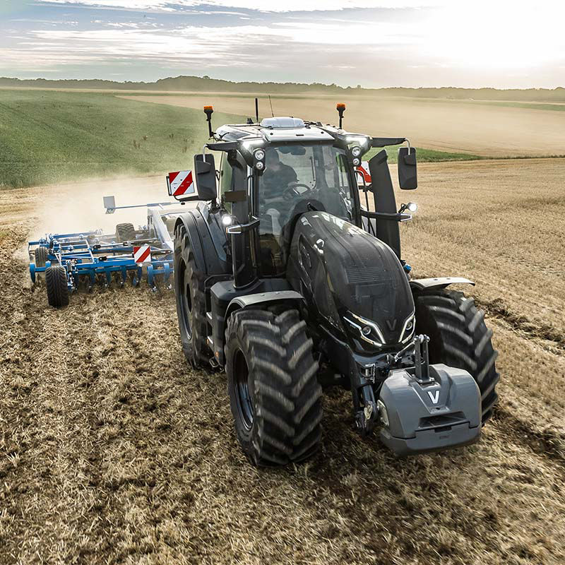 Valtra-Q-Series-Geo-Bird-800x800.jpg