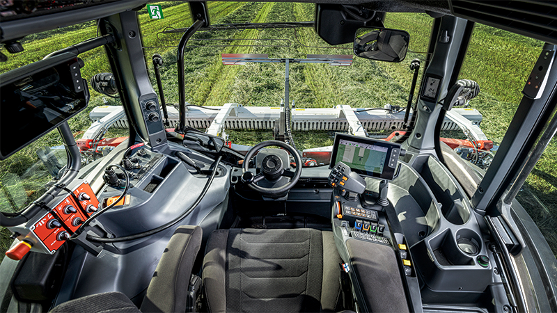Valtra-Q-Series-most-ergonomic-and-comfortable-cab-800x450.png