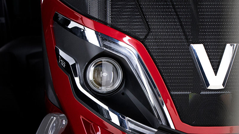 Valtra-Unlimited-Ruby-Red-design_800x450.jpg