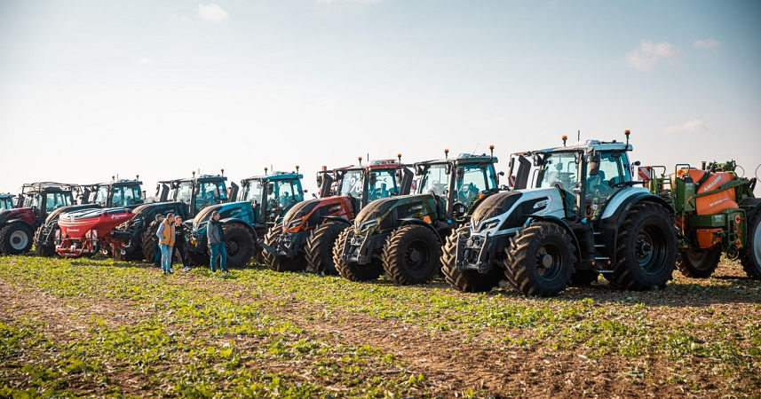 Film z Valtra Smart Tour 2023