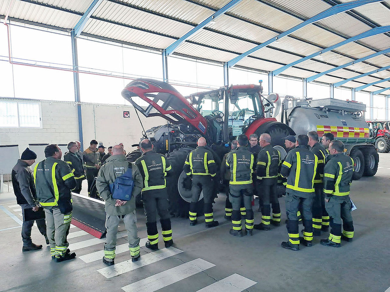 apagando-el-fuego-en-galicia-2.jpg