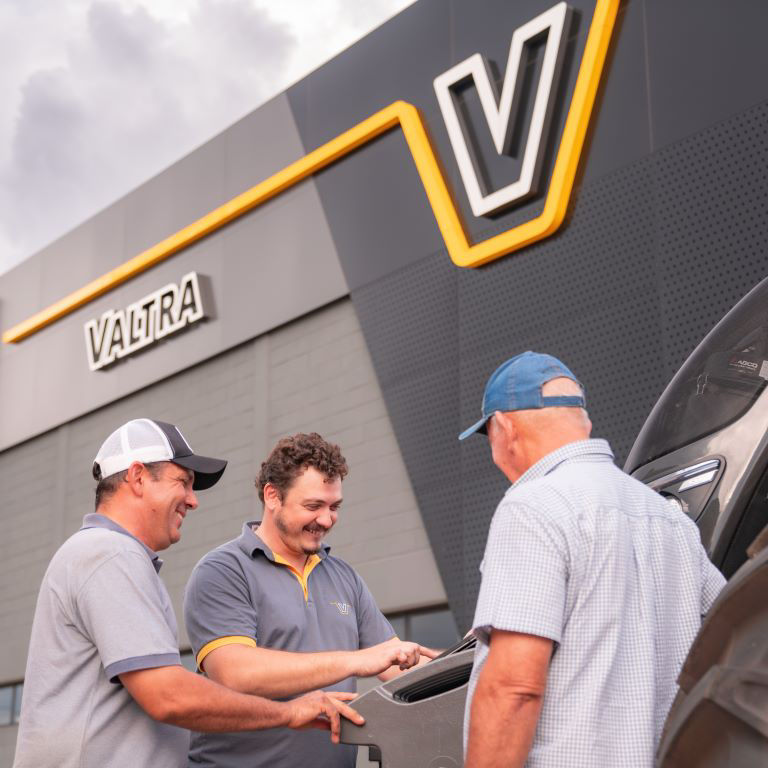 Dealers Valtra