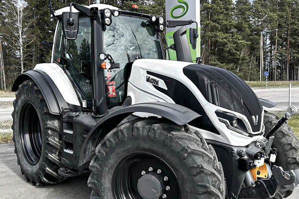 kampanj_valtra-demotraktor_1_ia30034_600x400_2504_lh.jpg