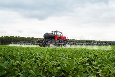 MF 500R Sprayer rear