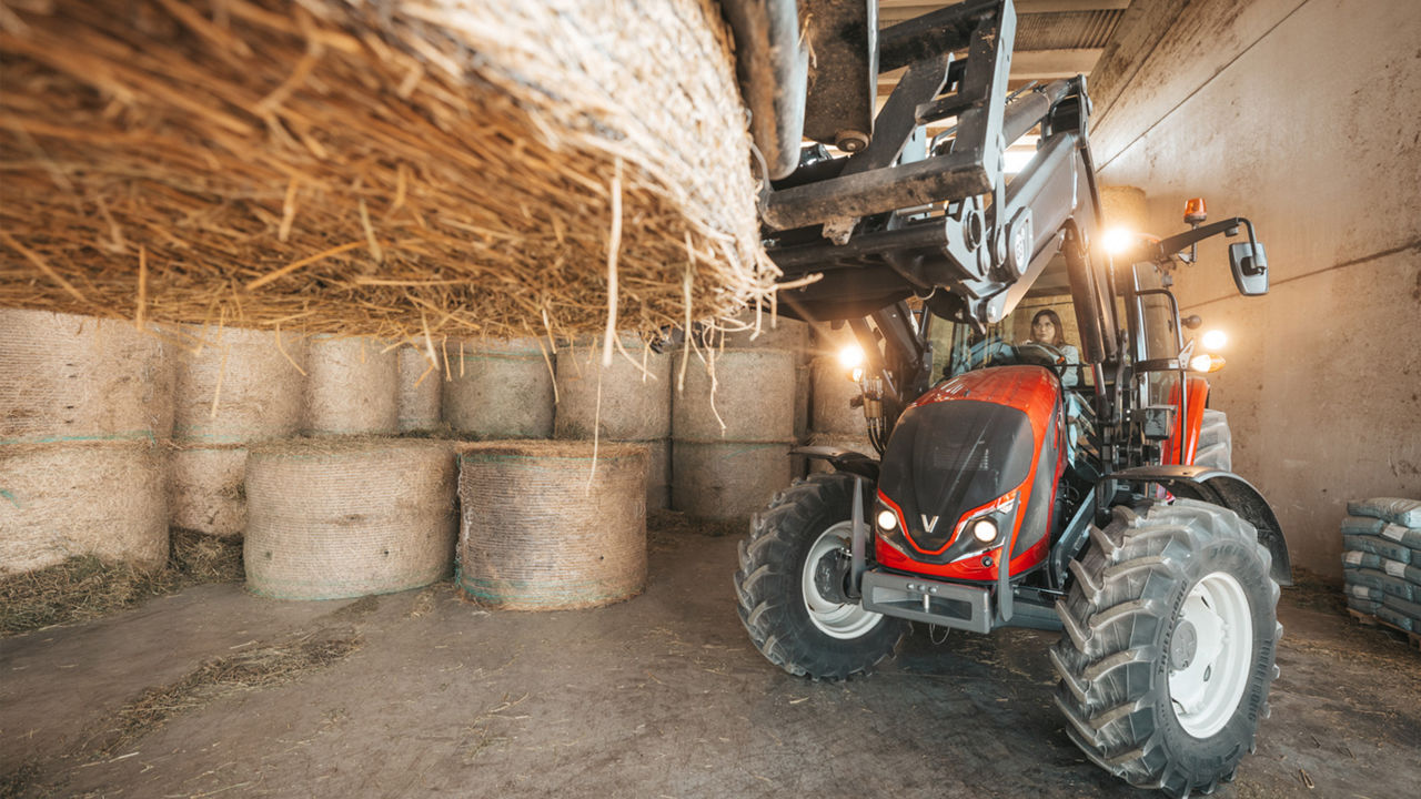 valtra-a-series-3-cylinder-tractor_1600x900.jpg
