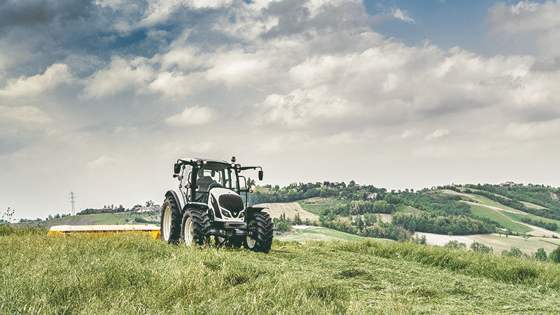 valtra-a-series-tractor-field-800-450.jpg