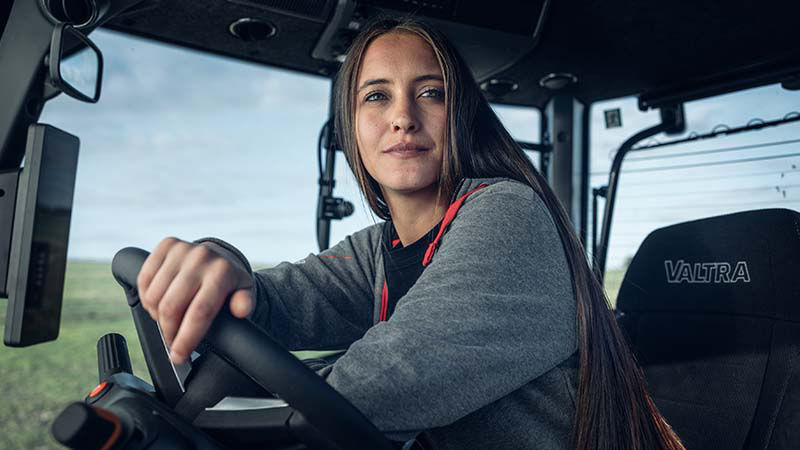 valtra-coach-app-press-header_800x450.jpg