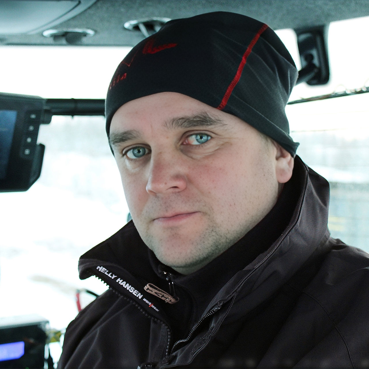 valtra-customer-ville-kari_4000x4000.jpg