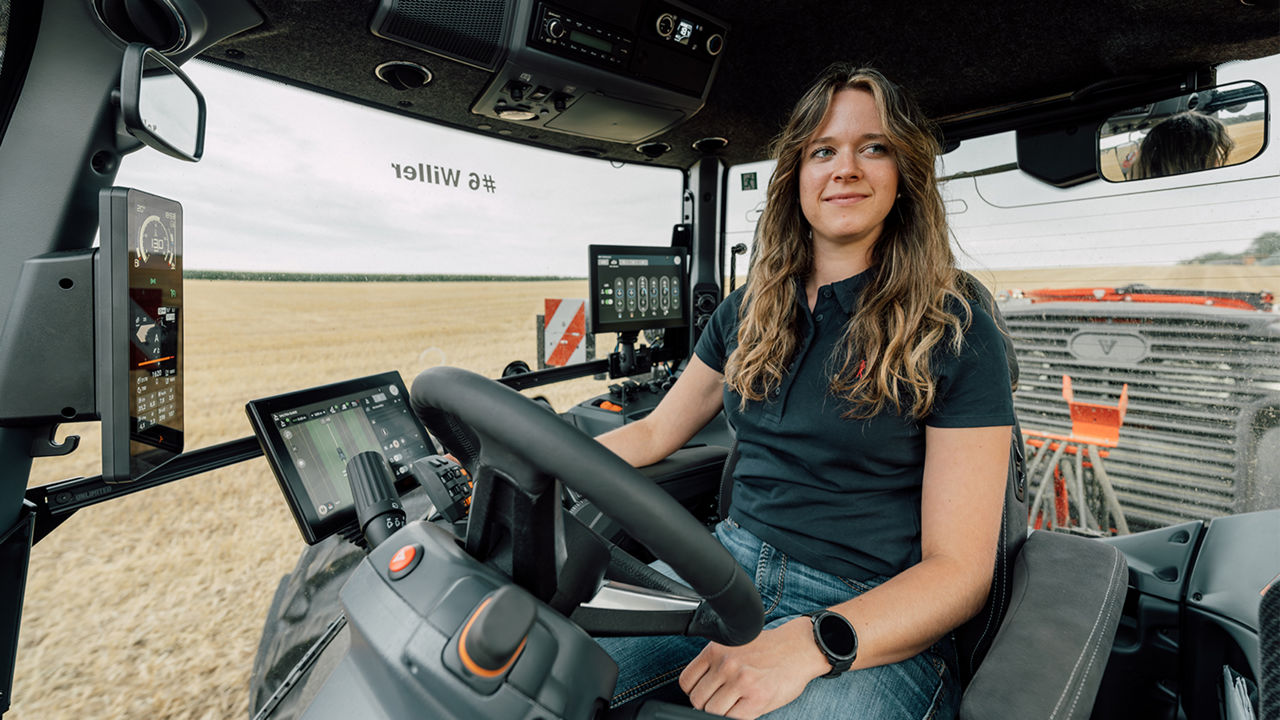 valtra-esy-to-use_1600x900.jpg