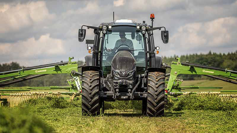 valtra-g-series-best-trsctor-experience_450x800.jpg
