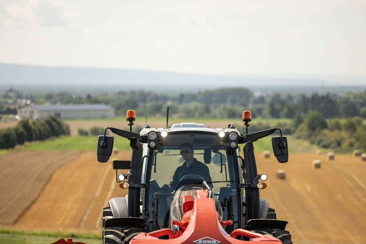 valtra-g-series-best-visibility.tif