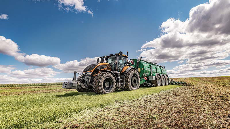 valtra-guide-variable-rate-control-section-control_800x450.jpg