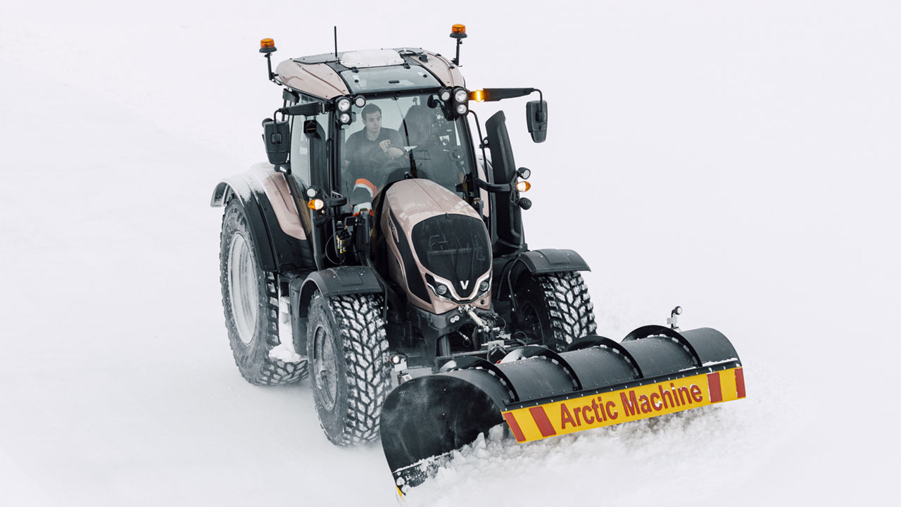 valtra-n-series-stay-productive_1600x900.jpg