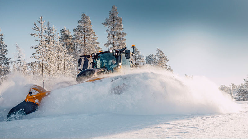 valtra-n-series-tractor-5th-gen-snow-plowing-multi-purpose-800-450.jpg