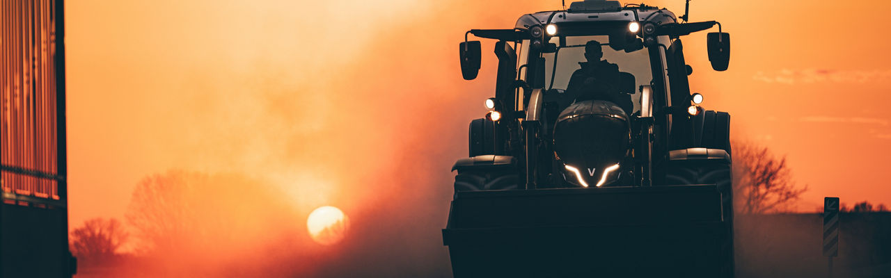 valtra-n-series-tractors-for-any-task_4000x1250.jpg
