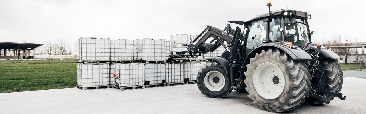 valtra-n-tractor-series-king_4000x1250.jpg