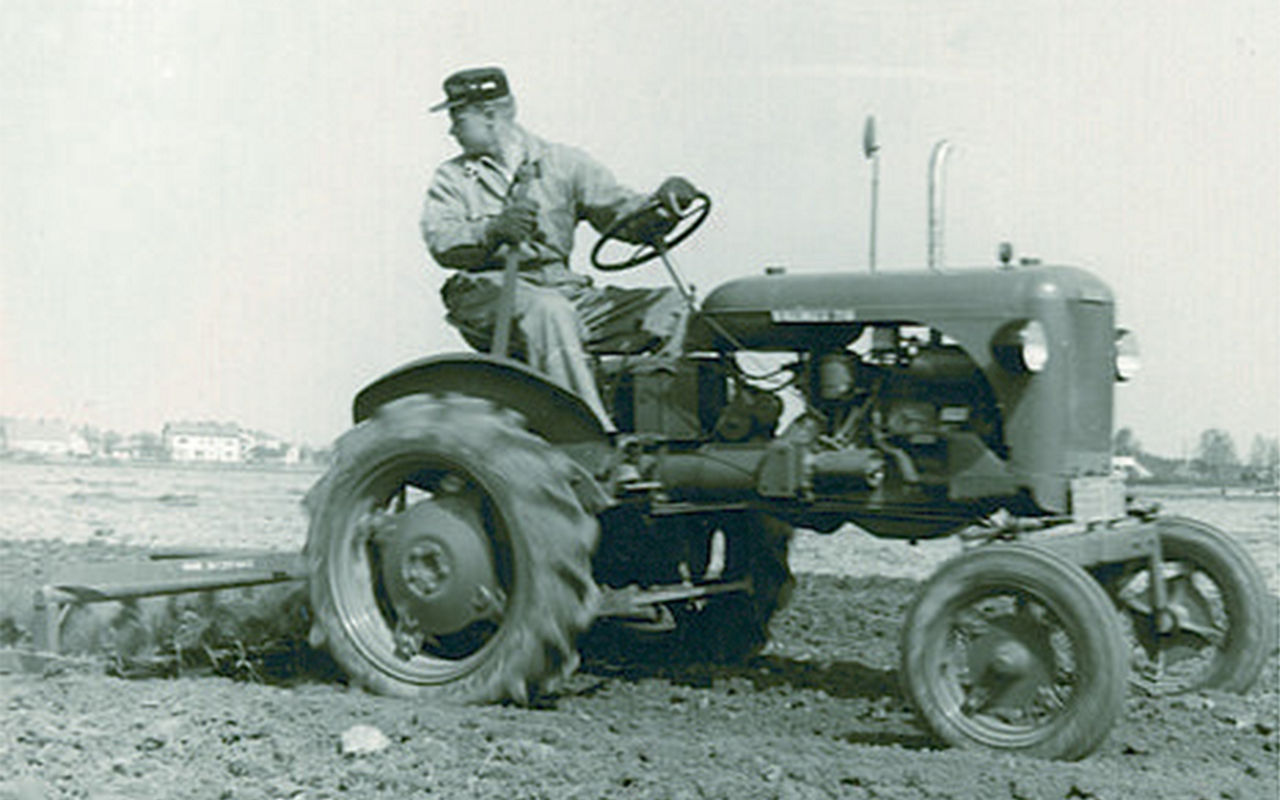 valtra-nordic-heritage_400x2500.jpg