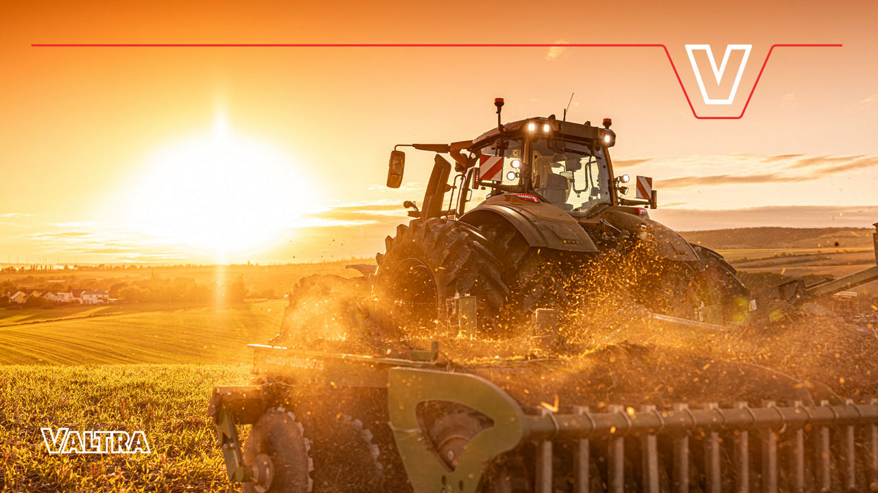 valtra-s-series-desktop-background-06.jpg