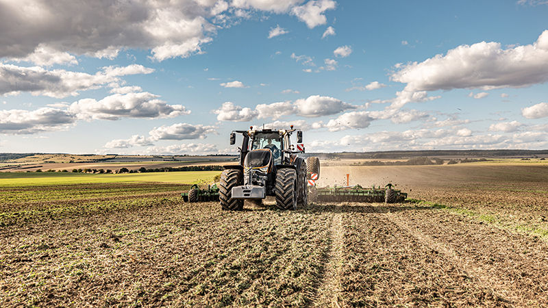 valtra-s-series-germany-2023-img-0399-hires-800x450.jpg