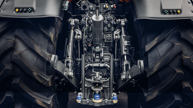valtra-s-series-tractor-hitch_800x450.png