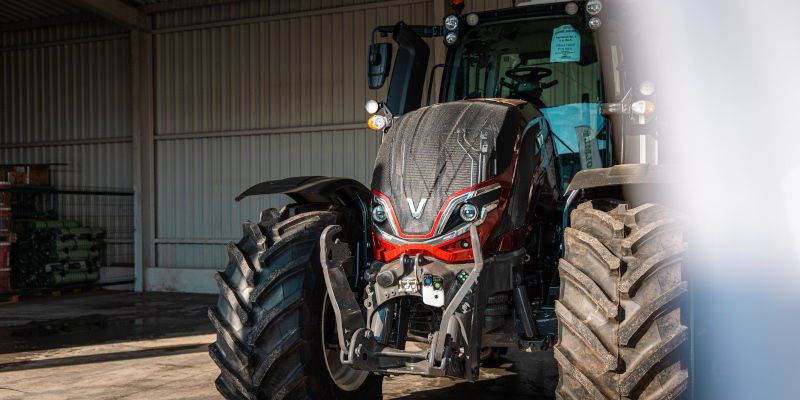 valtra-smartfarmer-heading-800-400-pl.jpg