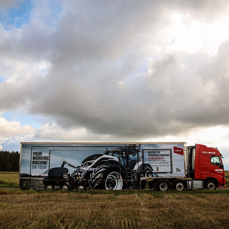 valtra-smarttour-truck-photo-800.jpg