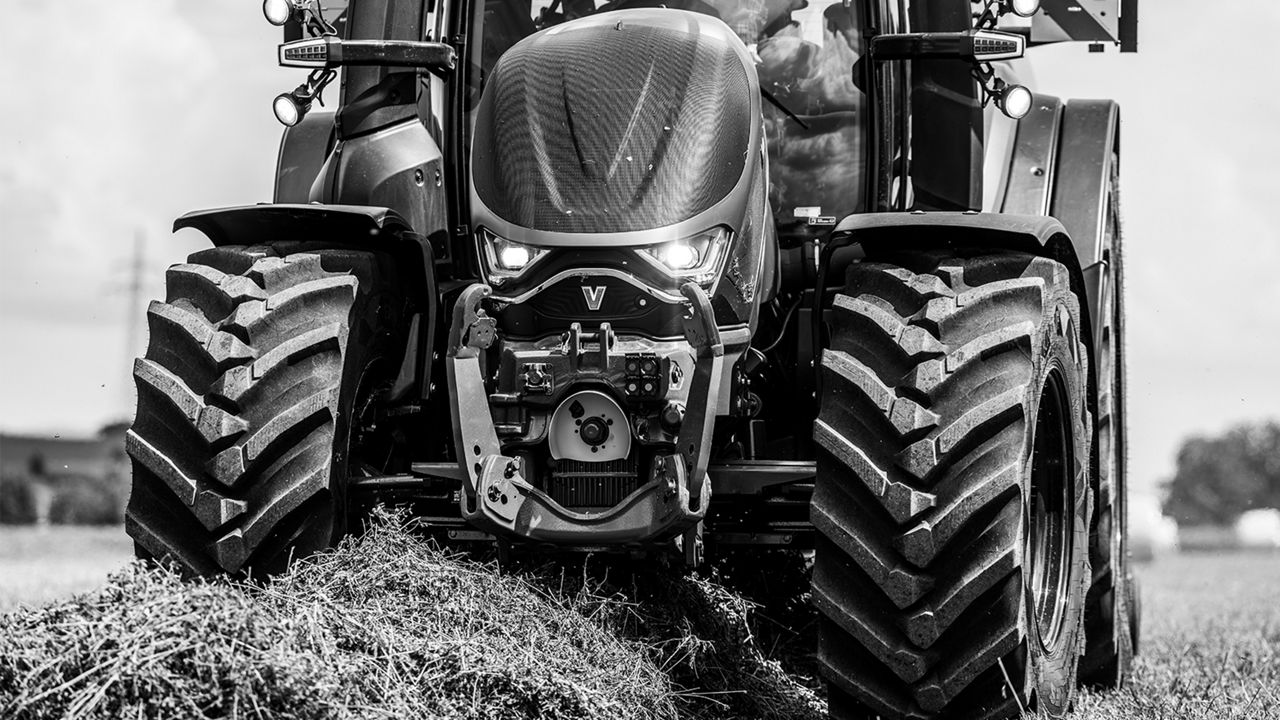 valtra-t-series-active-gen2-control_1600x900.jpg