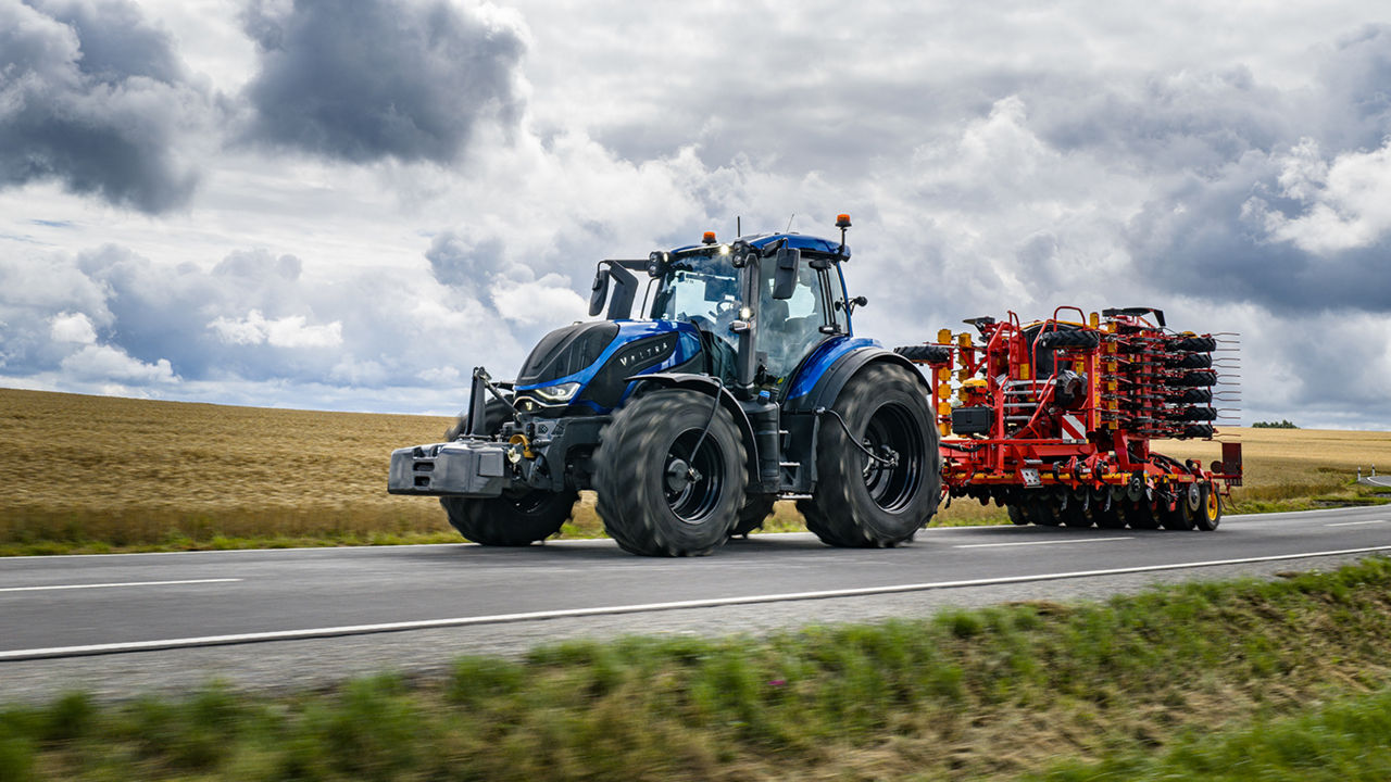 valtra-t-series-comfort-package_1600x900.jpg