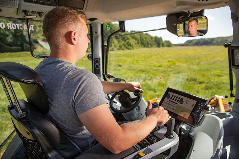 valtra-t-series-denmark2018-highresjpg-768.jpg