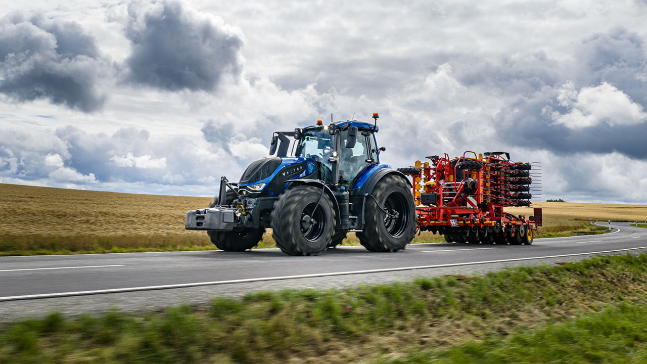 valtra-t-series-new-brake-system_1600x900.jpg