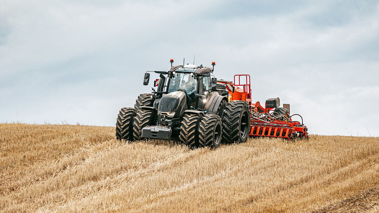 valtra-t-series-power-mode_1600x900.jpg