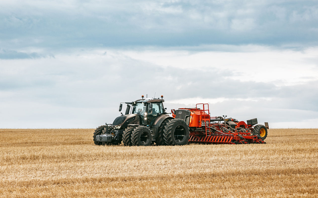 valtra-t-series-starts-era-of-ecosystems_4000x2500.jpg