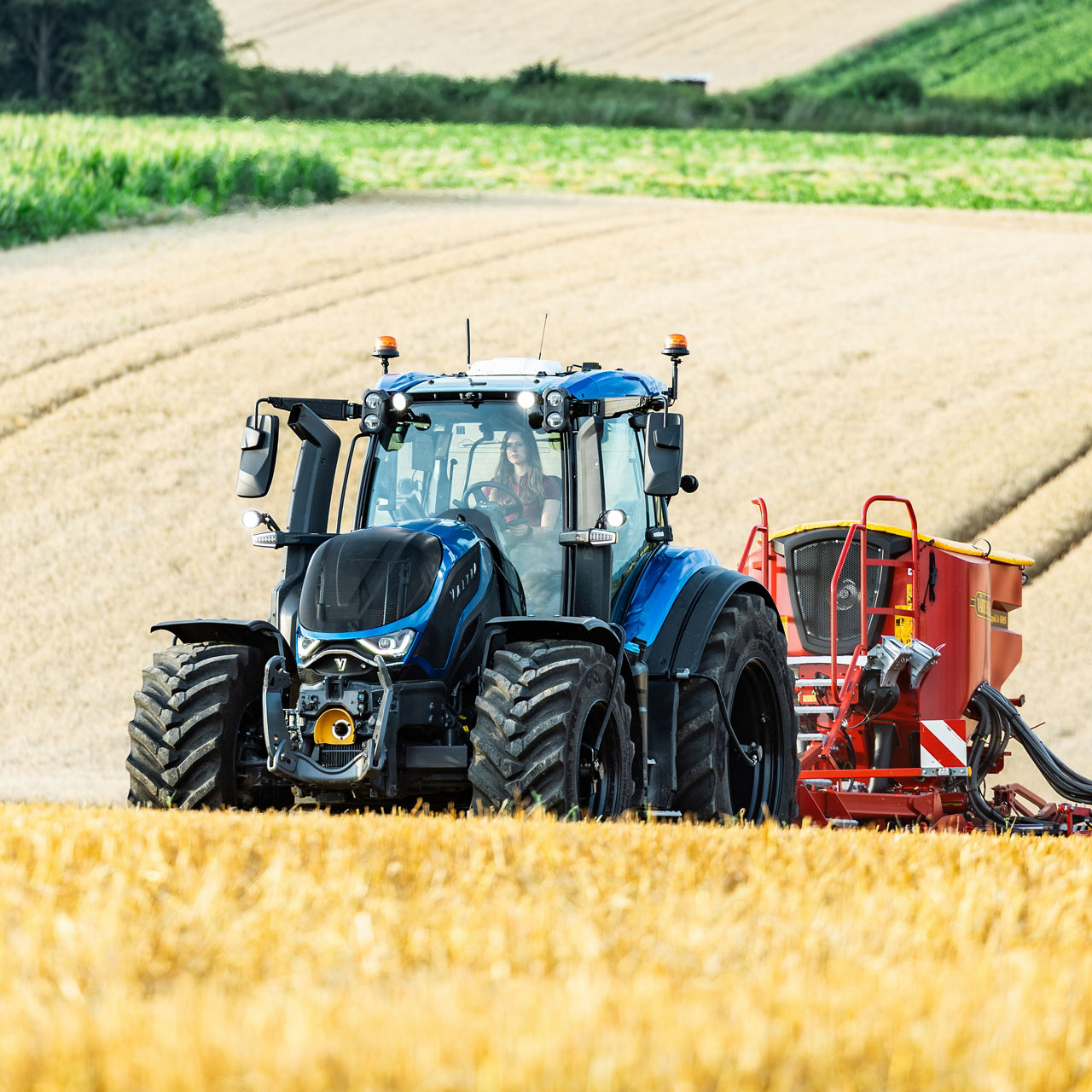 valtra-t-series-tractors-why-choose_4000x4000.jpg