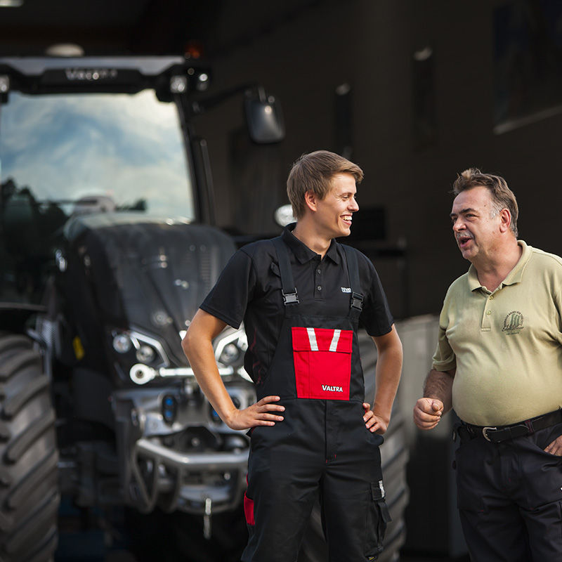 valtra-tractor-black-two-men-800.jpg