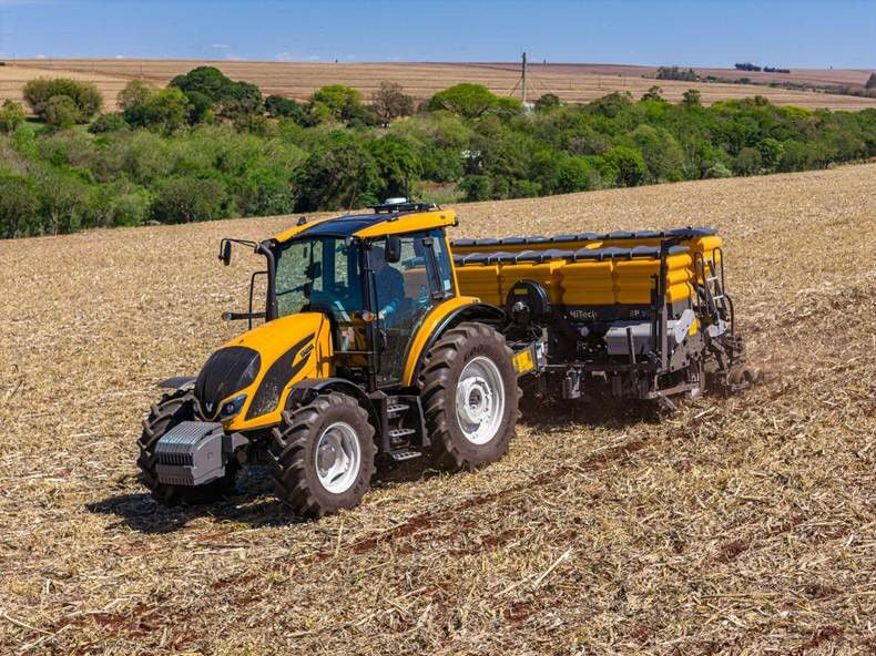 valtra-trator.jpg