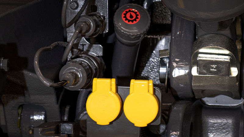 Two quick coupler valves on the rear for a Valtra tractor