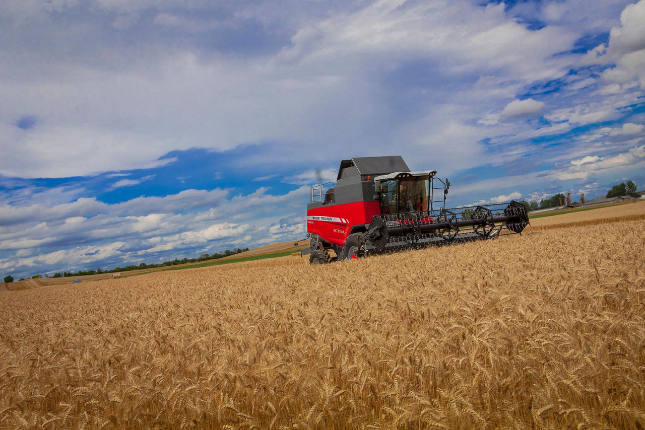 MF Activa S Combine Harvester Range