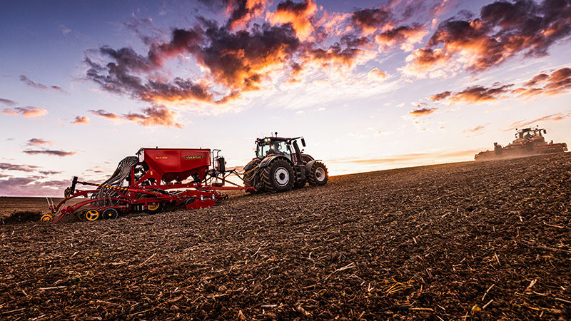 Valtra Q Tractor Series