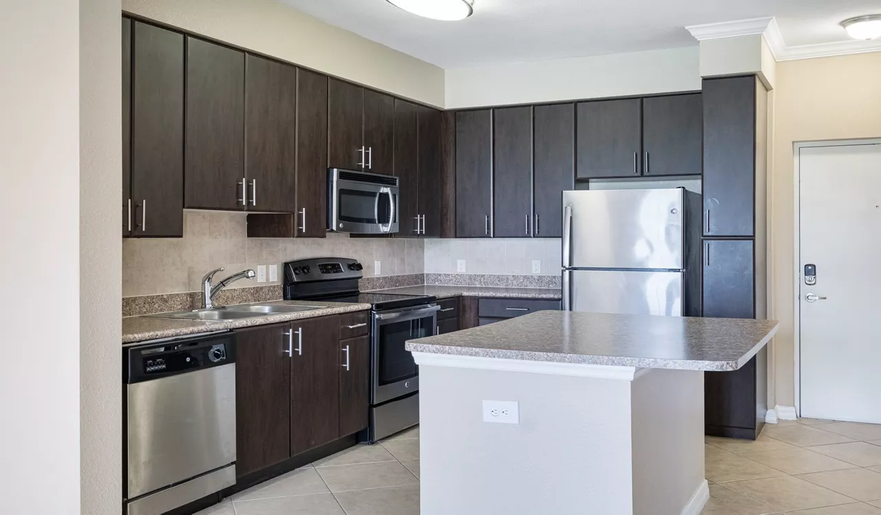 City Center on 7th - Pembroke Pines, FL - Interior - Kitchen