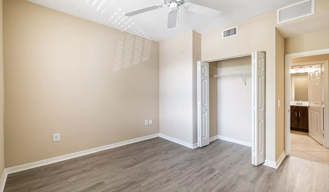 City Center on 7th - Pembroke Pines, FL - bedroom