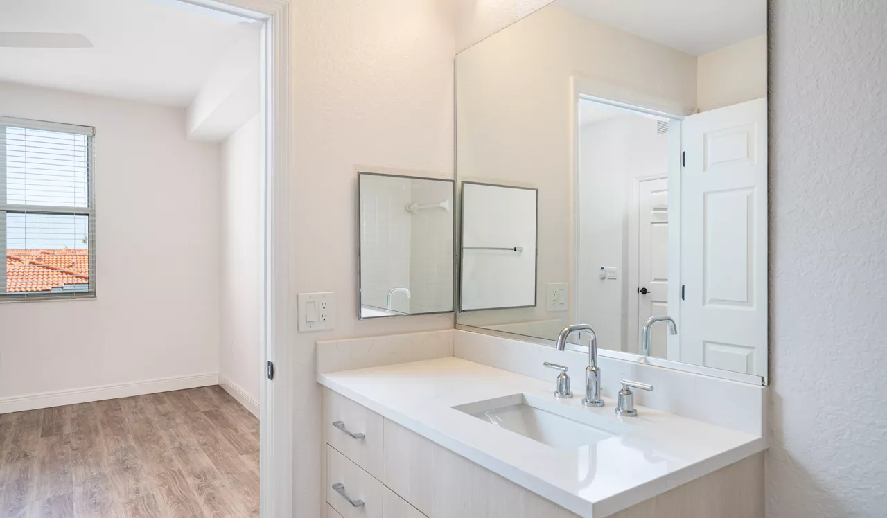 City Center on 7th - Pembroke Pines, FL - Bathroom