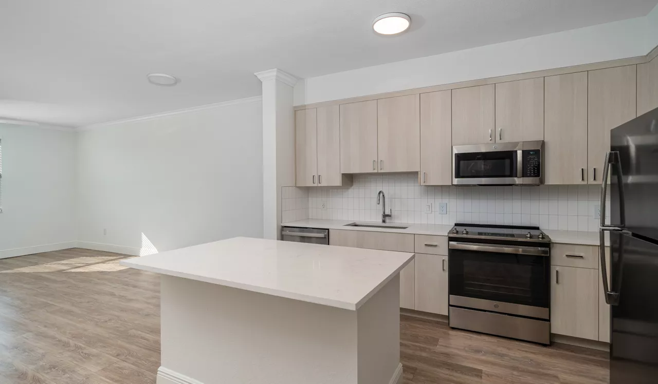 City Center on 7th - Pembroke Pines, FL - Kitchen