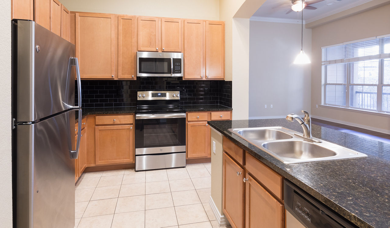 21 Fitzsimons - Aurora, CO - Kitchen