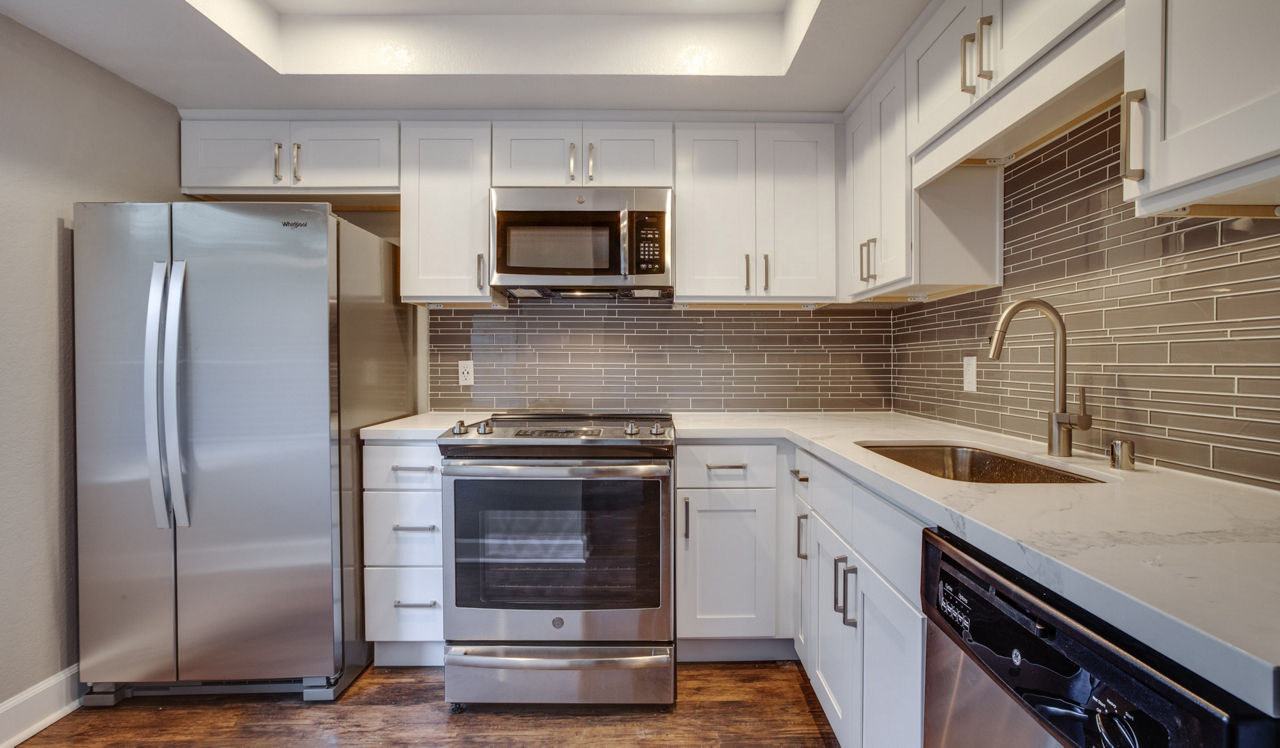 3440 Avenue of the Arts - Costa Mesa, CA - Kitchen