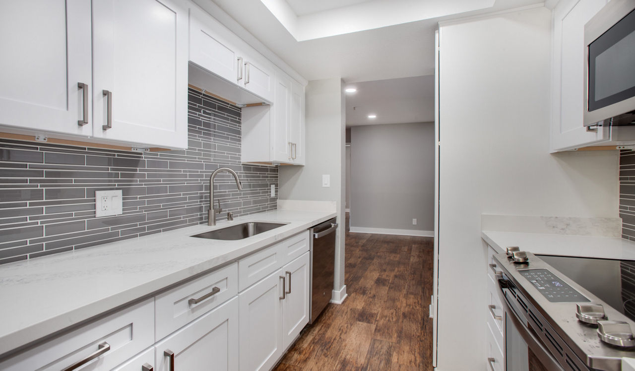 3400 Avenue of the Arts - Costa Mesa, CA - Kitchen