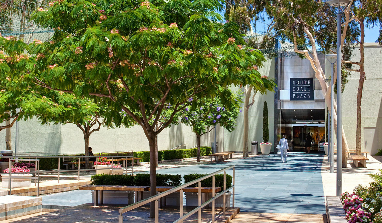 3400 Avenue of the Arts - Costa Mesa, CA - Shopping Center