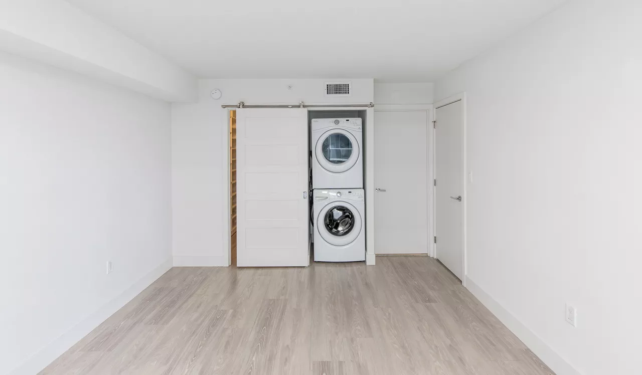 Bay Parc - Miami, FL - Laundry
