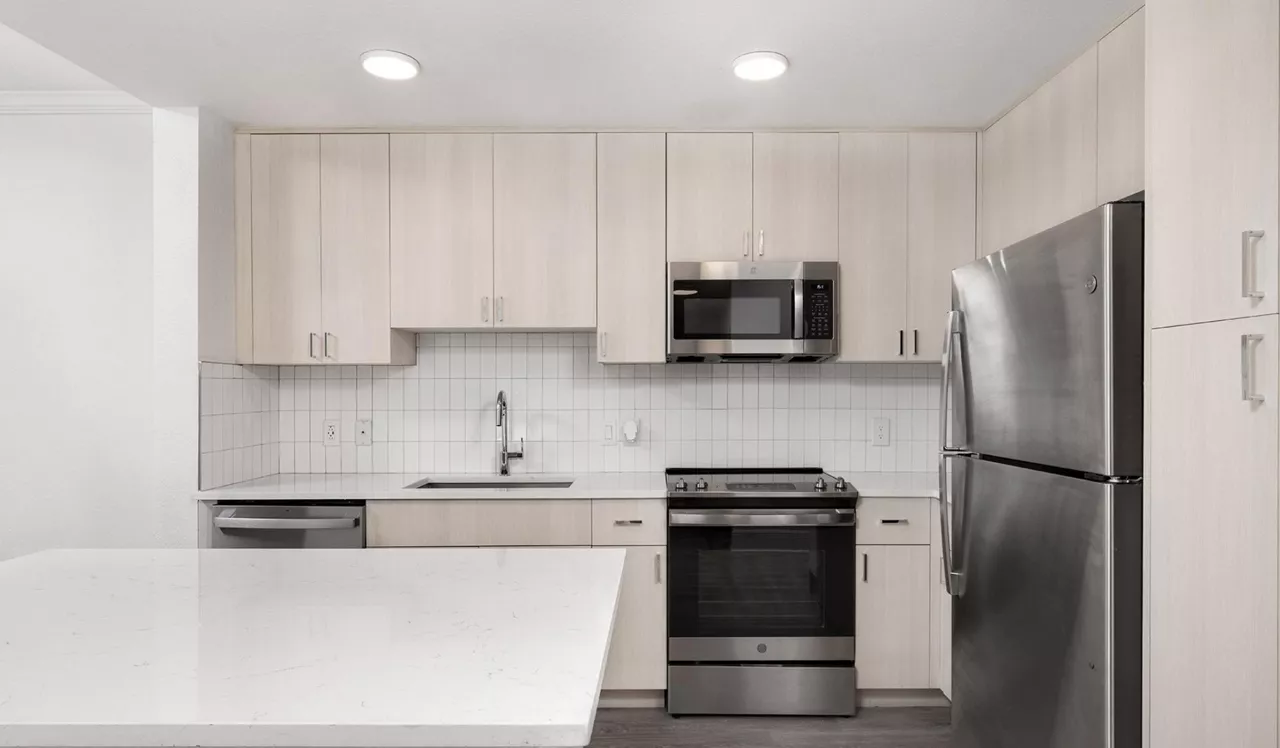 City Center on 7th - Pembroke Pines, FL - Eastwood Premier Kitchen