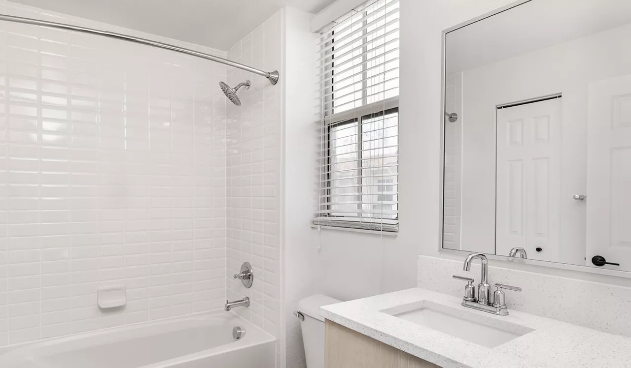 City Center on 7th - Pembroke Pines, FL - Padilla Townhome Premier Bathroom