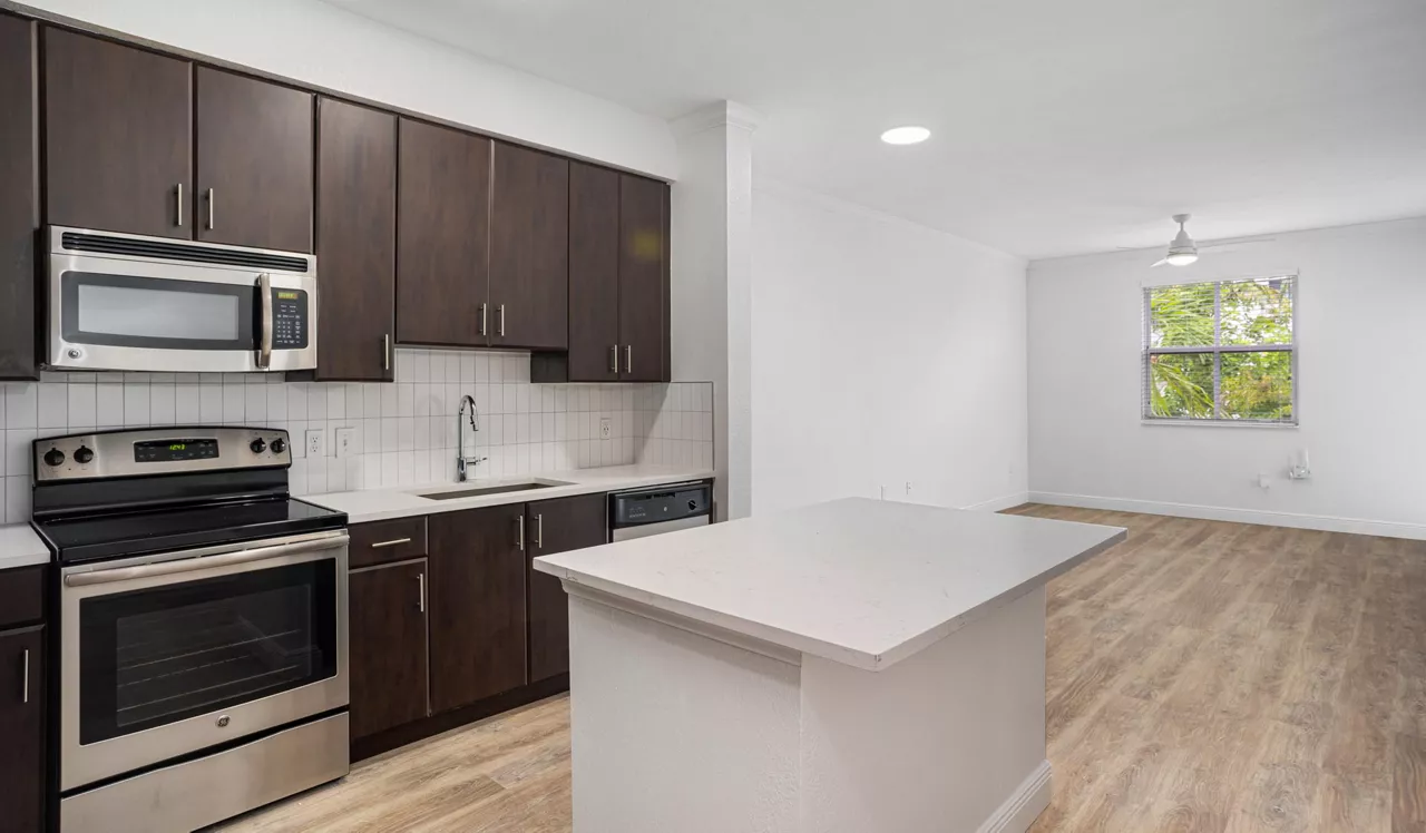 City Center on 7th - Pembroke Pines, FL - Kitchen